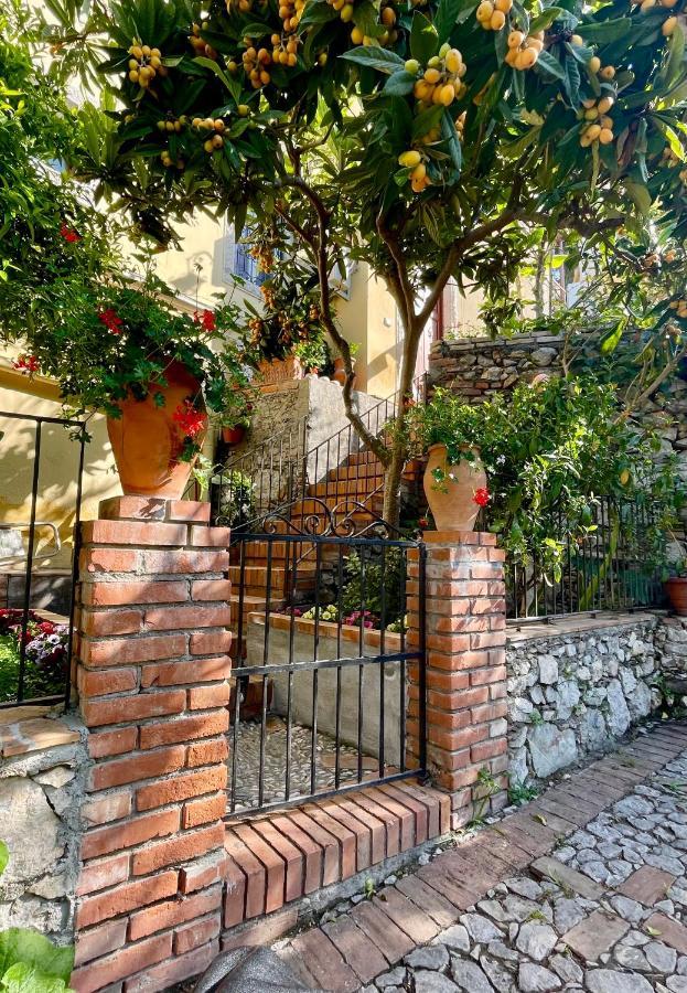 Charme House Taormina Villa Eksteriør bilde